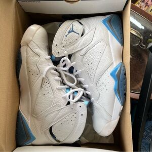 AIR JORDAN 7 RETRO SZ 10